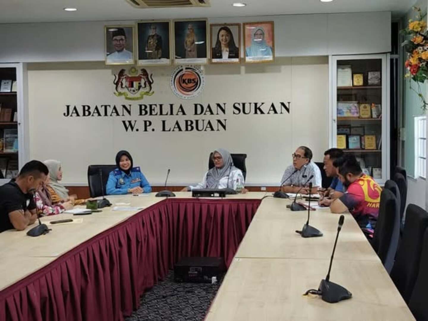 KUNJUNG HORMAT ANGKATAN PERTAHANAN AWAM LABUAN