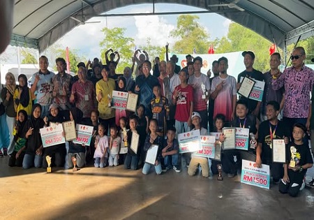 PENYAMPAIAN HADIAH BMX FLATLAND MERIAHKAN PROGRAM YSB