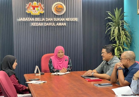 KUNJUNG HORMAT: MEMPERKUKUH JALINAN STRATEGIK MCMC & JABATAN BELIA DAN SUKAN