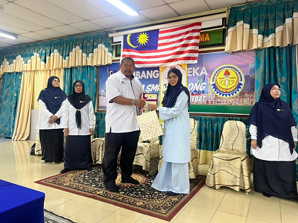MAJLIS KHATAM AL-QURAN DAN PENYAMPAIAN SIJIL PENYERTAAN PROGRAM RAKAN MUDA RAMADAN PERINGKAT DAERAH KOTA SETAR TAHUN 2026.