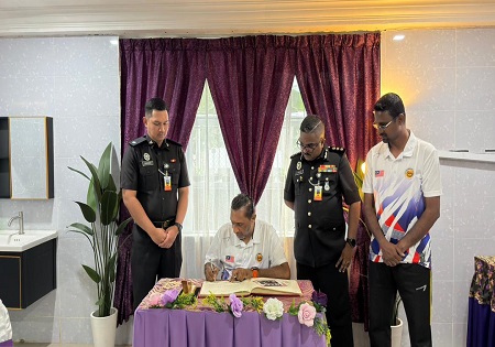 KUNJUNGAN HORMAT APBM BATU GAJAH KE PUSAT KOREKSIONAL BATU GAJAH