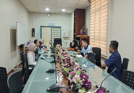 SIRI LAWATAN PENANDA ARAS CADANGAN NAIK TARAF RANGKAIAN INTERNET DAN PENINGKATAN SISTEM KESELAMATAN DI AKADEMI PEMBANGUNAN BELIA MALAYSIA (APBM) BATU GAJAH