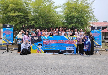 PERASMIAN PENUTUP KURSUS PENGGUNAAN AI, CANVA & LAMAN WEB DALAM PENGEMBANGAN PERNIAGAAN SIRI 2/2025