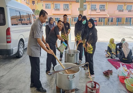PROGRAM IHYA RAMADAN 2025  “GOTONG- ROYONG BUBUR LAMBUK” 