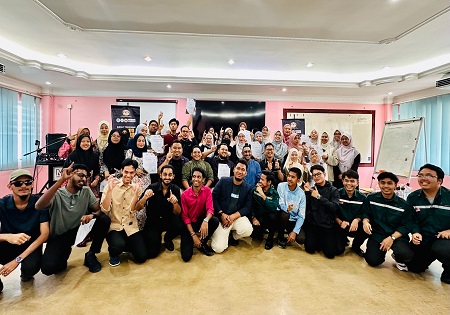 PERASMIAN PENUTUP KURSUS PENGGUNAAN AI, CANVA & LAMAN WEB DALAM PENGEMBANGAN PERNIAGAAN SIRI 1/2025