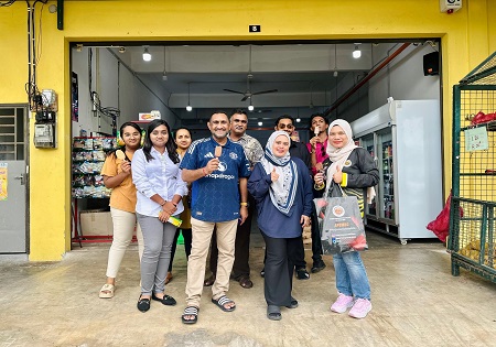 LAWATAN USAHAWAN NIAGA KE PREMIS MILIK NURSYAZWANI BINTI MOHD SOPI