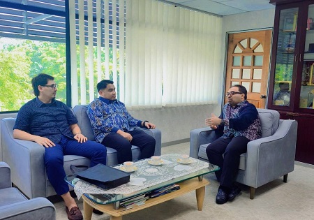 SESI KUNJUNGAN HORMAT BERSAMA YADIM DAN YAPIEM NEGERI JOHOR