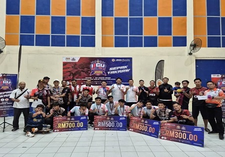 PASUKAN SEGAMAT A MERANGKUL GELARAN JUARA BAGI ACARA SUKAN SEPAK TAKRAW SEMPENA KEJOHANAN LIGA SUKAN KOMUNITI PERINGKAT NEGERI JOHOR 2025