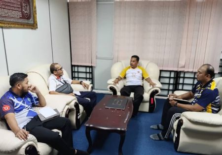 Lawatan Pegawai RISDA Jajahan Gua Musang Ke Pejabat Belia Dan Sukan Gua Musang