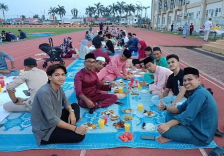 MAJLIS BERBUKA PUASA MENGERATKAN UKHWAH PEGAWAI DAN KAKITANGAN JABATAN BELIA DAN SUKAN NEGERI KELANTAN