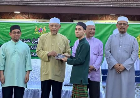 MAJLIS TADARUS DAN KHATAM AL-QURAN PROGRAM EKSPRESI RAKAN MUDA RAMADAN PERINGKAT DAERAH TUMPAT