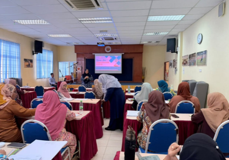 KURSUS ASAS PENGURUSAN REKOD TINGKATKAN KEFAHAMAN PENGURUSAN REKOD DALAM ORGANISASI
