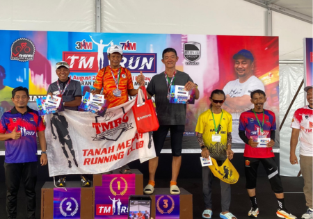 PELEPASAN TM RUN 7KM DAN 3KM DI BANDAR TANAH MERAH MERIAH DENGAN PENYERTAAN PENGARAH JBSNK