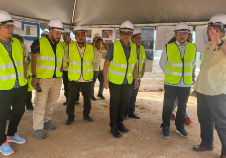 TKSU (P) KBS Tinjau Progress Pembinaan Kompleks Sukan Bukit Merbau Bagi Persiapan SUKMA