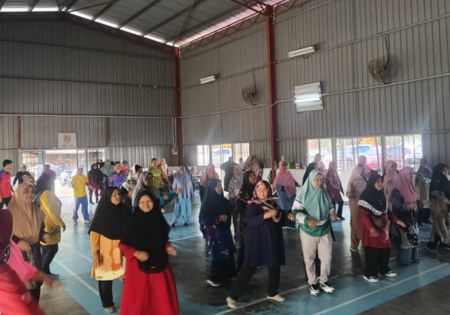 Felcra Teratak Batu Hidupkan Gaya Hidup Sihat Menerusi Senaman Warga Emas Aktif