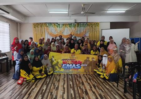 Senaman Warga Emas Aktif Siri 8 Tingkat Semangat Dan Kesihatan Komuniti