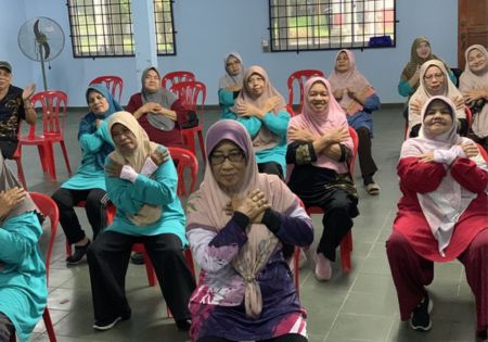 Program Senaman Warga Emas Daerah Pasir Puteh Siri 9/2025 Meriah Walaupun Cuaca Hujan