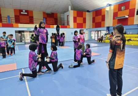 Boot Camp Cheerleading Berlangsung Meriah