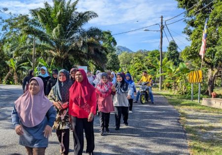 Senaman Warga Emas Aktif Di Kg Sg Rual