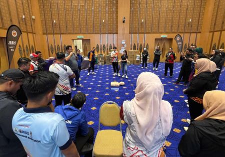Bengkel Latihan Penggunaan AED Tingkat Kesedaran Keselamatan 