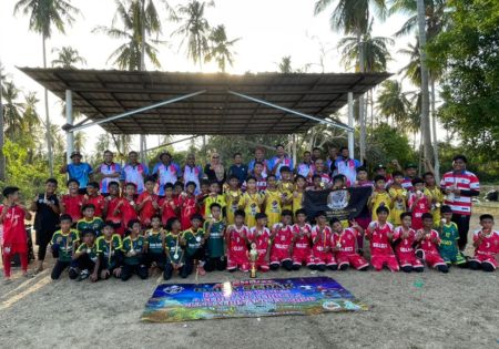 BAKAT MUDA BERSINAR DALAM KARNIVAL BOLA SEPAK BAWAH 12 TAHUN 9 SEBELAH TERBUKA SUNGAI PINANG