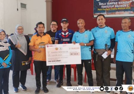 KEJOHANAN BOLA TAMPAR WANITA TERTUTUP BACHOK BERLANGSUNG MERIAH DI SMK PADANG KALA