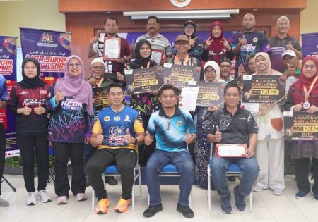 LIGA SUKAN WARGA EMAS ACARA DART MERIAHKAN PENYERTAAN WARGA EMAS KELANTAN