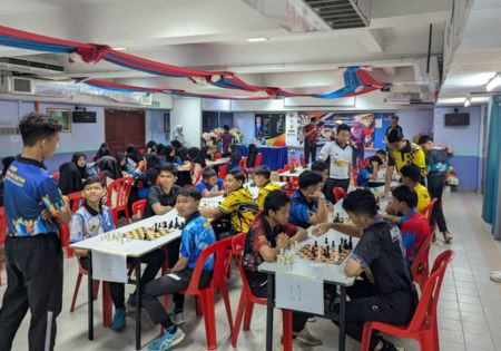 Pertandingan Catur Program 1000 Liga Peringkat Daerah Jeli Berlangsung Di MRSM Jeli