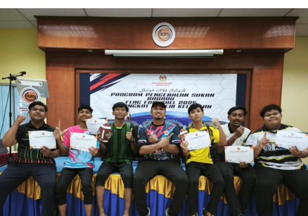 Belia Gua Musang Sahut Cabaran Flag Football