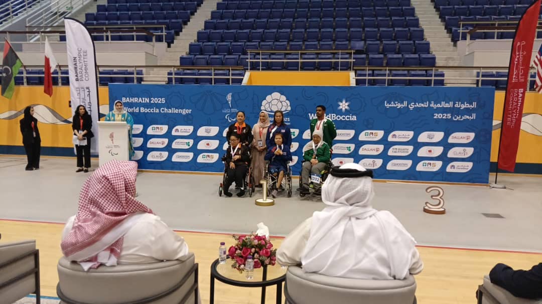 AVRINDA ANIS MEMENANGI PINGAT PERAK DI BAHRAIN
