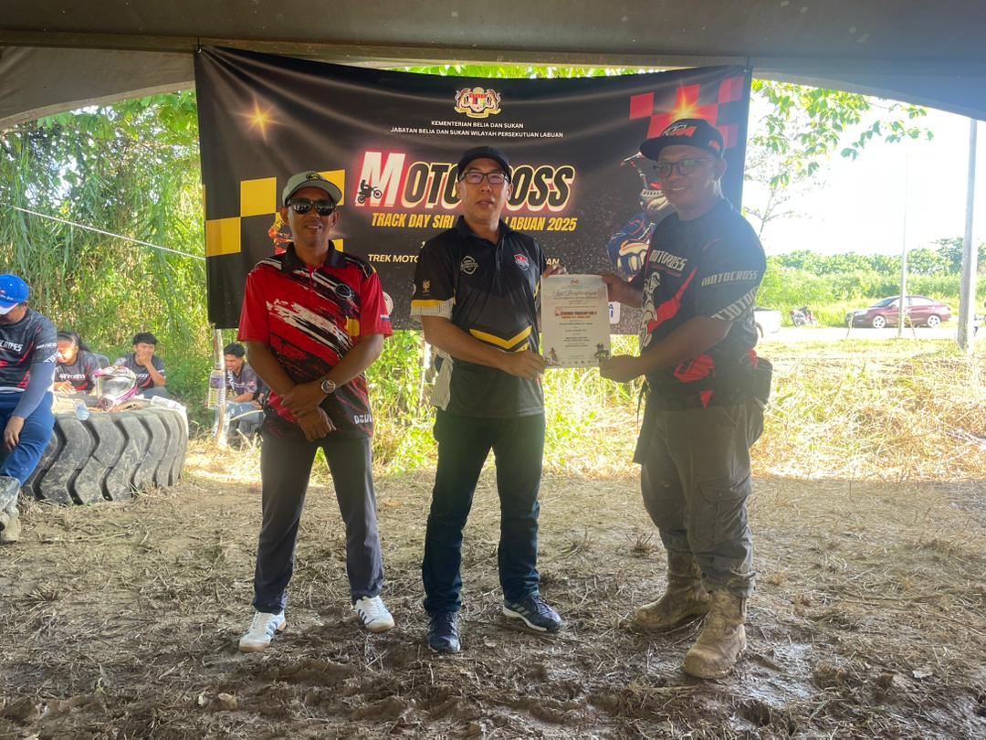 PROGRAM MOTOCROSS TRACK DAY SIRI-2 MERIAH DI LABUAN