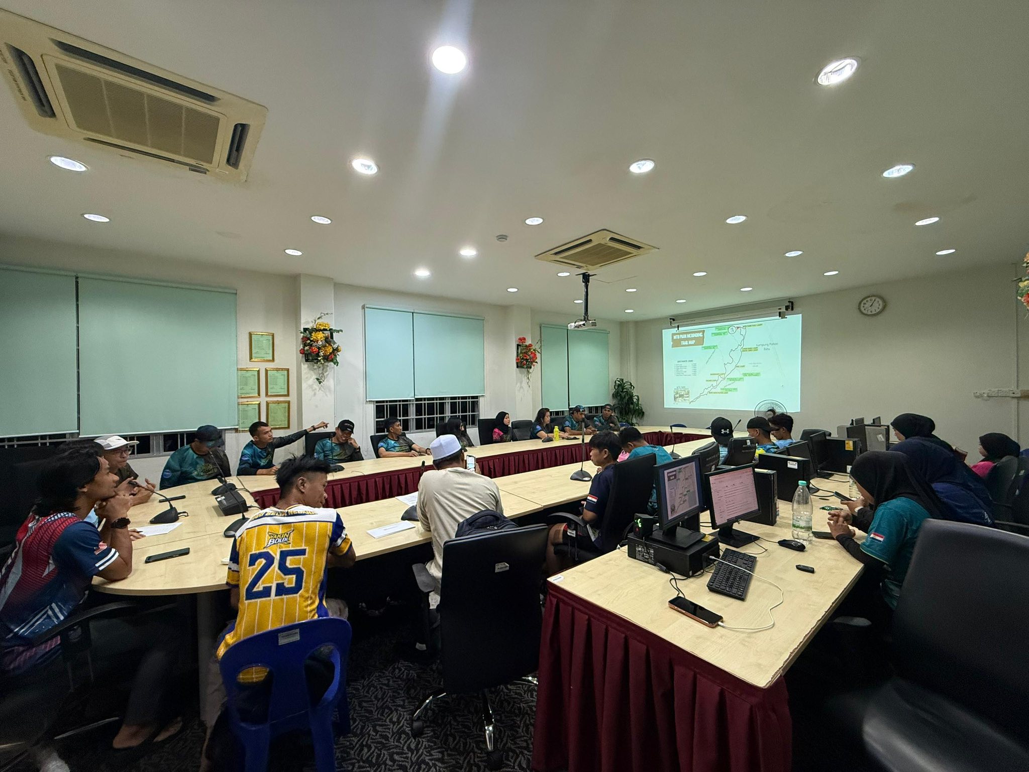 Taklimat dan Pembahagian Tugasan Crew Program Rakan Bumi: Projek Planet Rakan Muda Peringkat W.P. Labuan 2026