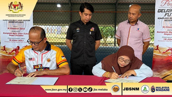 MAJLIS PENYERAHAN PROJEK NAIK TARAF GELANGGANG FUTSAL KOMPLEKS BELIA DAN SUKAN NEGERI MELAKA 