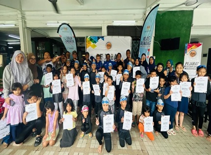 MAJLIS PENYERAHAN SIJIL PESERTA KLAS RENANG FASA 1 TAHUN 2025 PERINGKAT DAERAH MELAKA TENGAH 