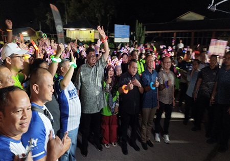 NEON NIGHT FUN WALK @ SG UDANG MERIAHKAN PROGRAM WRUR DUN SG UDANG