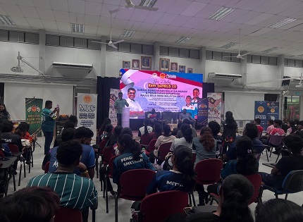 PROGRAM RAKAN DIGITAL : BENGKEL KESEDARAN REALITI MAYA (VR)