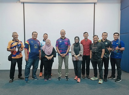 JBS NEGERI MELAKA KOMITED TINGKAT KESELAMATAN KERJA MELALUI KURSUS KAD HIJAU CIDB