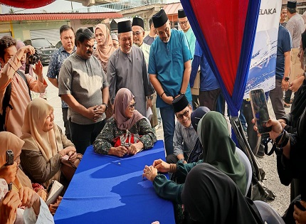 SUASANA DI MASJID AL-ABRAR MERIAH