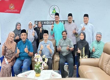YB MENTERI BELIA DAN SUKAN MALAYSIA SANTUNI BELIA MELAKA