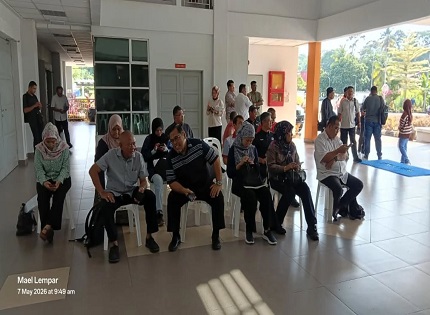 TAKLIMAT DAN LAWATAN TAPAK SEBUTHARGA PERKHIDMATAN KAWALAN KESELAMATAN TANPA SENJATA API DI KOMPLEKS SUKAN MASJID TANAH