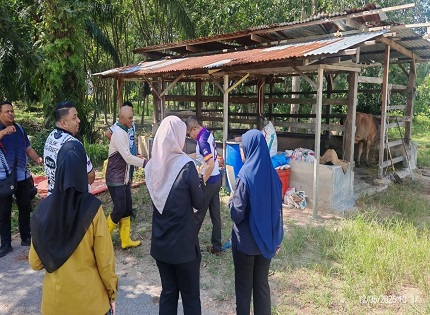PROJEK NAIK TARAF KANDANG LEMBU DAPAT PERHATIAN AGENSI TERLIBAT
