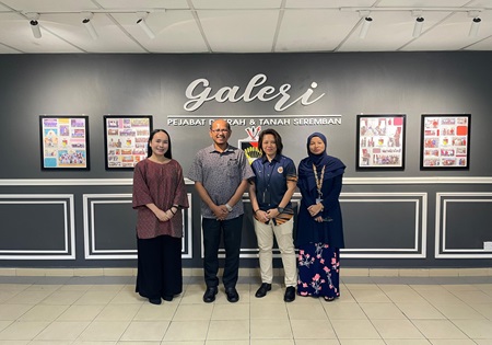 KUNJUNGAN HORMAT KE PEJABAT DAERAH DAN TANAH SEREMBAN & PENERANGAN MENGENAI PROGRAM-PROGRAM PEJABAT BELIA DAN SUKAN DAERAH SEREMBAN TAHUN 2025