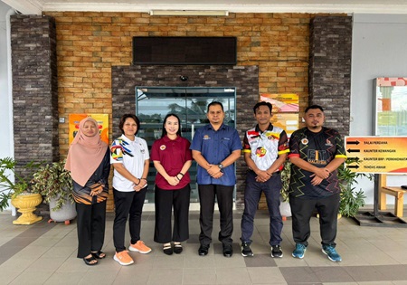 SESI KUNJUNGAN HORMAT DAN PERBINCANGAN PROGRAM BERSAMA PEJABAT PENDIDIKAN DAERAH SEREMBAN