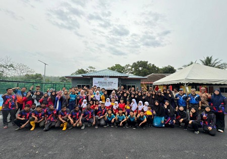 𝗣𝗥𝗢𝗚𝗥𝗔𝗠 𝐑𝐀𝐊𝐀𝐍 𝐏𝐑𝐈𝐇𝐀𝐓𝐈𝐍 : 𝐌𝐎𝐁𝐈𝐋𝐈𝐒𝐀𝐒𝐈 𝐒𝐔𝐊𝐀𝐑𝐄𝐋𝐀𝐖𝐀𝐍 𝐀𝐍𝐀𝐊 𝐌𝐀𝐋𝐀𝐘𝐒𝐈𝐀 (𝐒𝐀𝐓𝐑𝐈𝐀) 𝐏𝐄𝐑𝐈𝐍𝐆𝐊𝐀𝐓 𝐃𝐀𝐄𝐑𝐀𝐇 𝐉𝐄𝐌𝐏𝐎𝐋 𝐒𝐈𝐑𝐈 1 𝐓𝐀𝐇𝐔𝐍 𝟐𝟎𝟐5