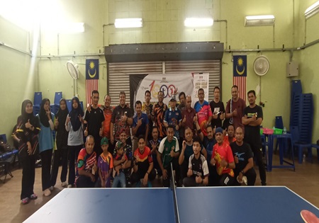 KEJOHANAN PING PONG 1000 LIGA REMBAU 2025 BERAKHIR DENGAN AKSI MENDEBAR DAN SEMANGAT JUANG TINGGI