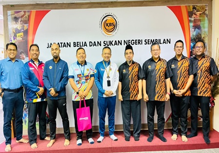 SESI KUNJUNGAN HORMAT INSTITUT KEMAHIRAN TINGGI BELIA NEGARA (IKTBN) CHEMBONG KE JBS NEGERI SEMBILAN