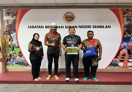 SESI PERBINCANGAN KALENDER BERBASIKAL JBSN9 DAN TAMPIN CYCLING ASSOCIATION (TCA)