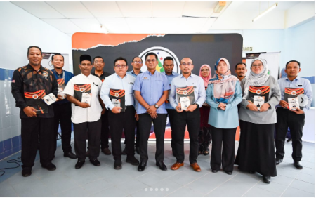 Penyampaian Anugerah Khas Pekerja Terbaik Jabatan Belia dan Sukan Negeri Pahang