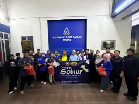 SINGGAH SAHUR DUN LUIT ANJURAN MBD MARAN KONGSI REZEKI KEPADA PETUGAS