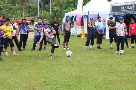 PERTANDINGAN SEPAK PENALTI MERIAHKAN KARNIVAL ASPIRASI PAHANG 1ST 2025